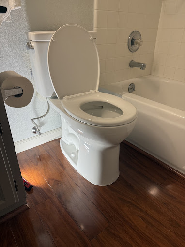 TOTO Drake toilet installed in residential bathroom